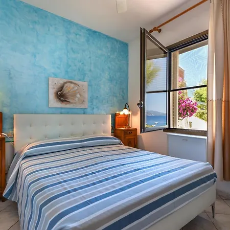 - Trilocale Sul Mare Apartman *