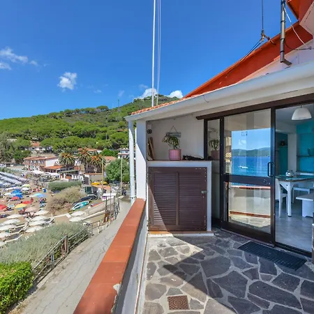 - Trilocale Sul Mare קאפוליברי