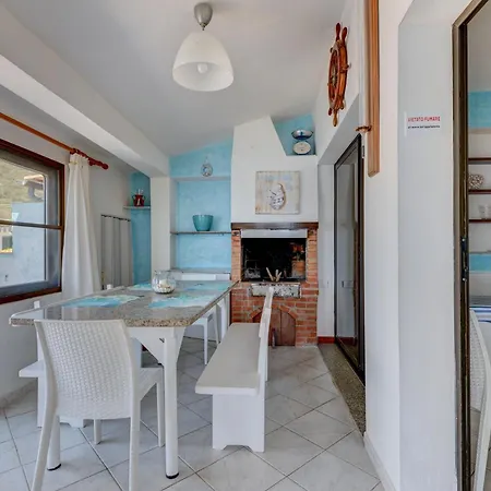 - Trilocale Sul Mare Apartman