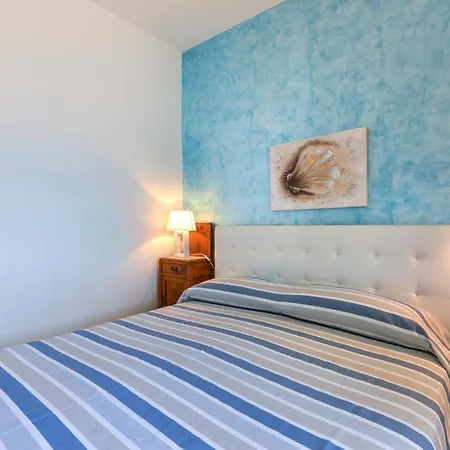 - Trilocale Sul Mare Apartman